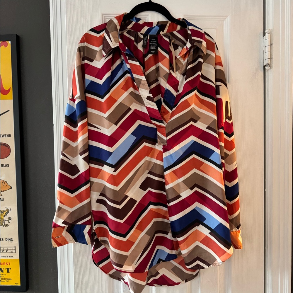 Bisou Bisou Vibrant Chevron Blouse